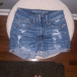American eagle size 2 Jean shorts